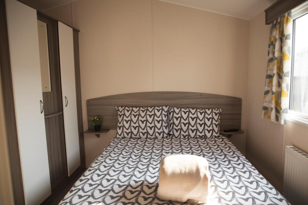 41 Orchard Bank, 3 Bed, Rockley Park Poole Villa Exteriör bild