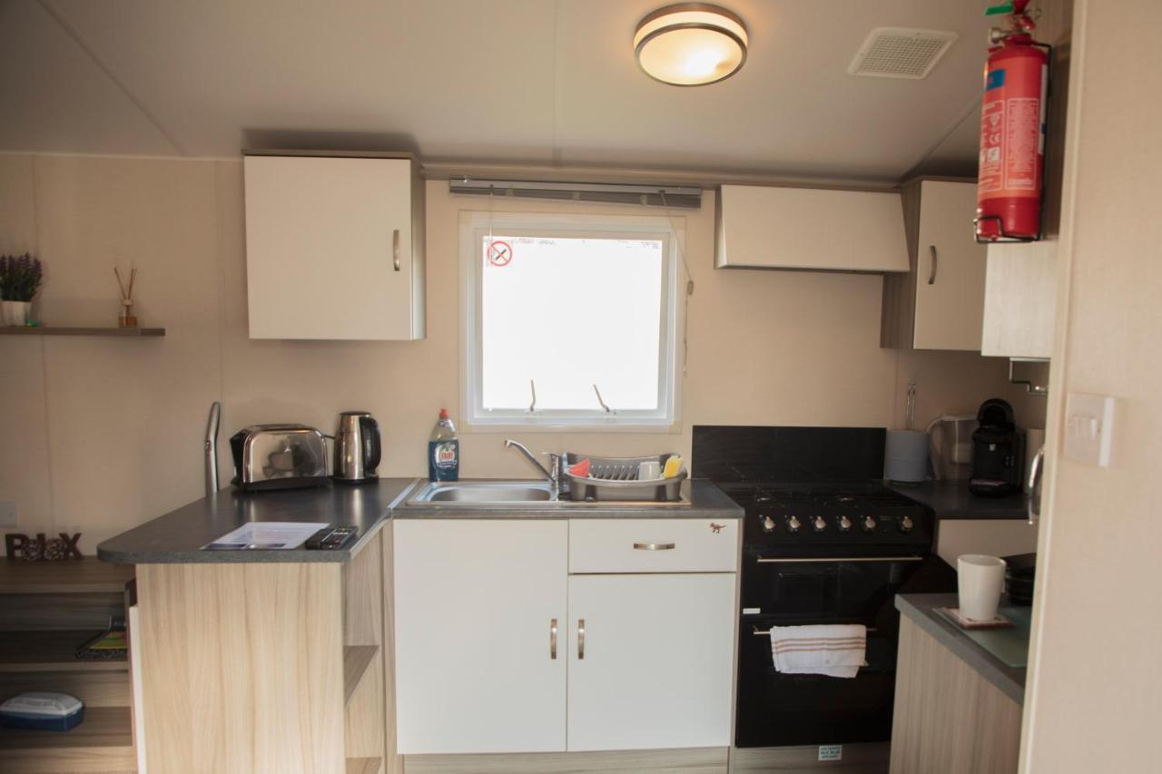 41 Orchard Bank, 3 Bed, Rockley Park Poole Villa Exteriör bild