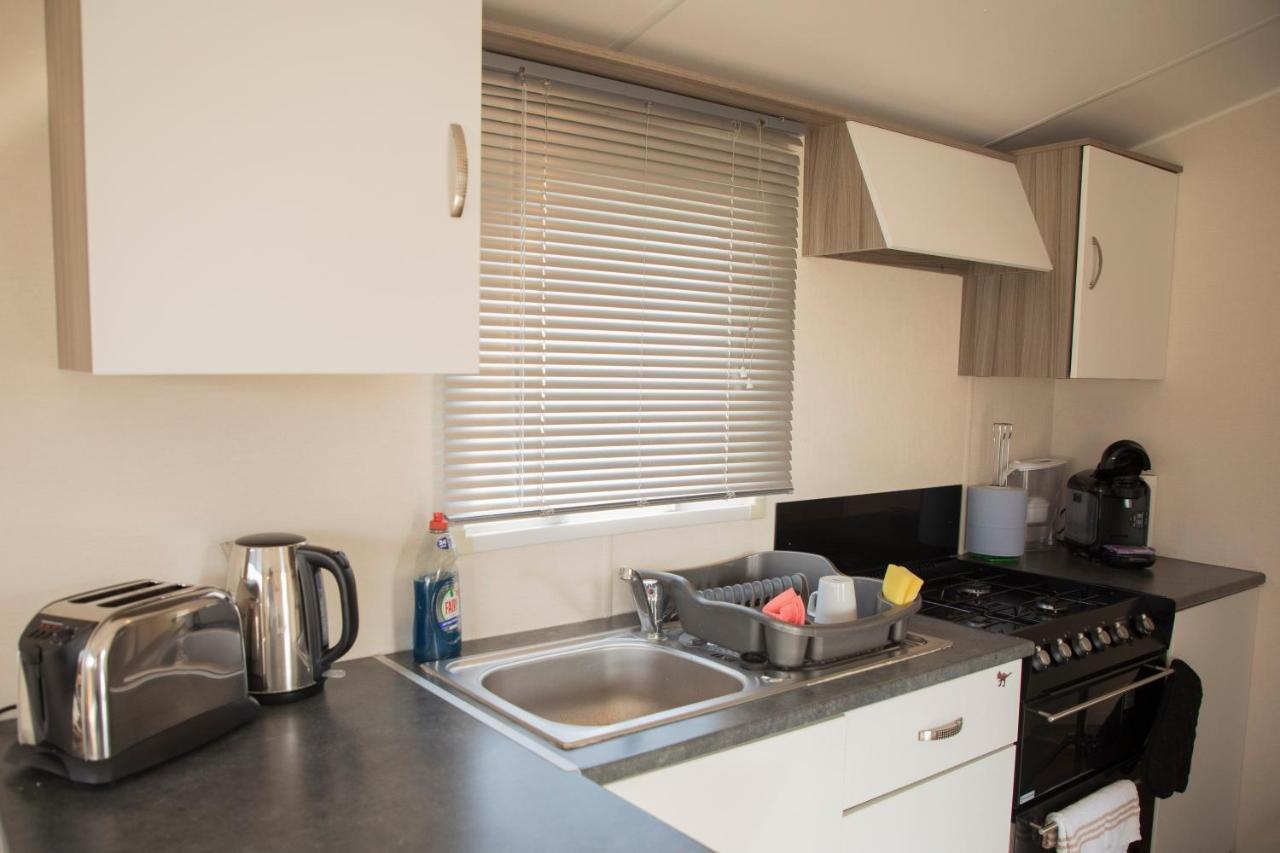 41 Orchard Bank, 3 Bed, Rockley Park Poole Villa Exteriör bild