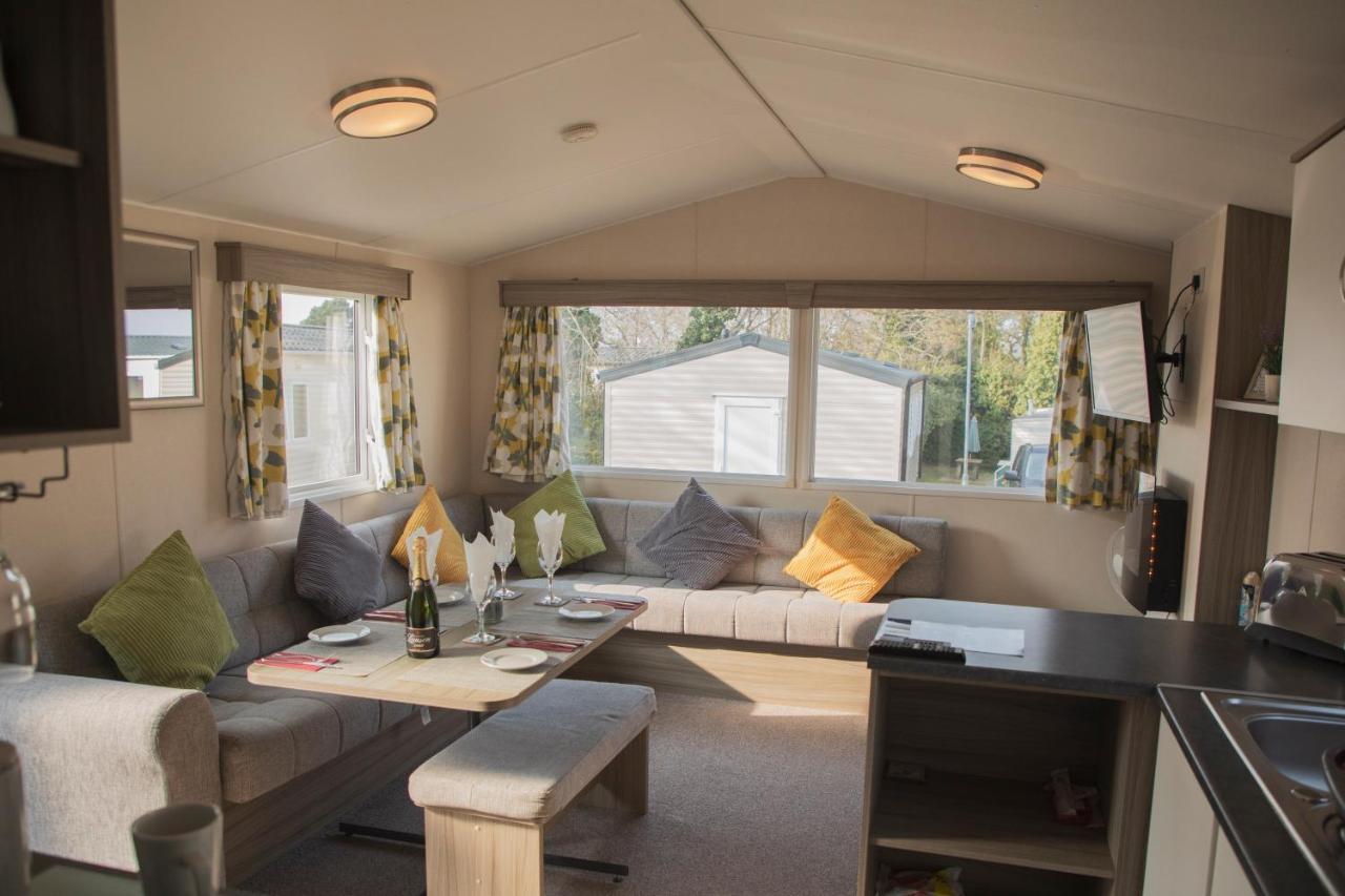 41 Orchard Bank, 3 Bed, Rockley Park Poole Villa Exteriör bild